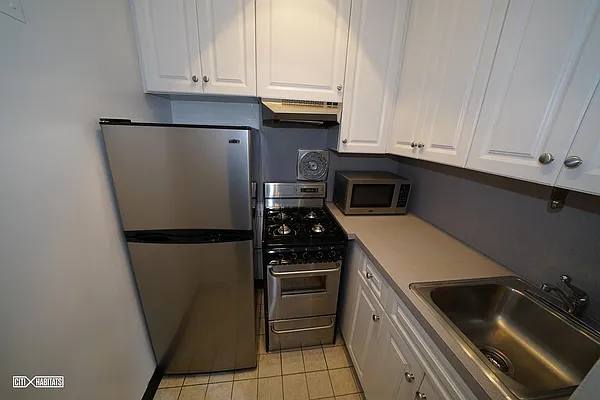 Rented by Citi Habitats | media 25