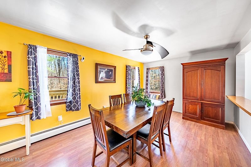 5th image of 4 Wallingford Court