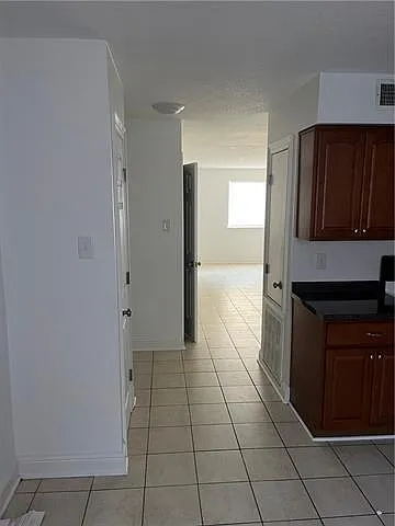 239 W Esplanade Ave #3 — Photo 5