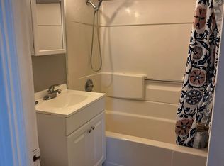 1224 N 10th St, Salina, KS 67401
