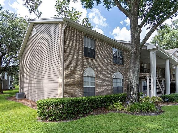 4th image of 112 Reserve 200 Cir