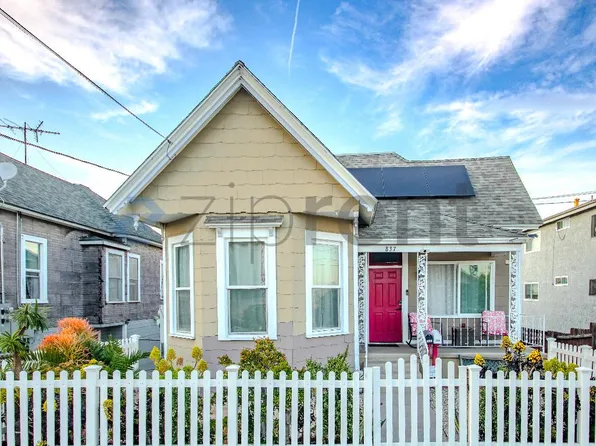 839 N Bunker Hill Ave, Los Angeles, CA 90012