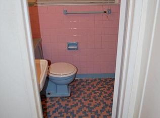 1204 Hawthorne Cir, Hanahan, SC 29410