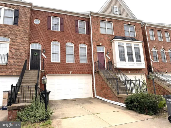 6846 Witton Cir, Gainesville, VA 20155