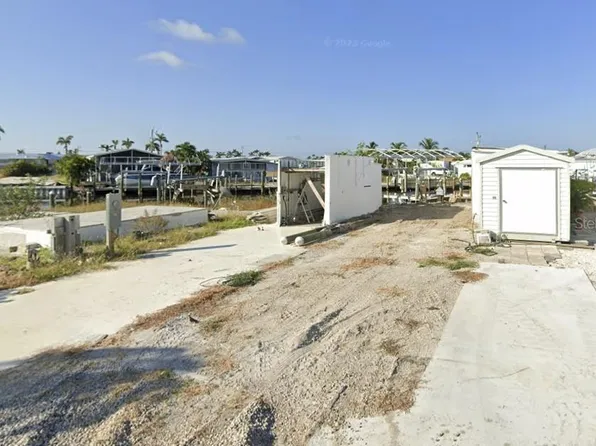 3703 Dewberry Ln #10, Saint James City, FL 33956