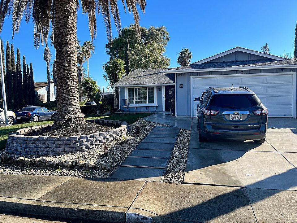 2nd image of 3 W Trident Dr