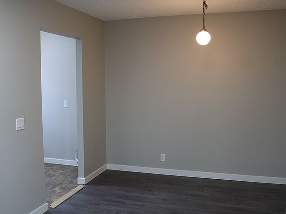 5th image of 66 Sanford Fleming Rd
