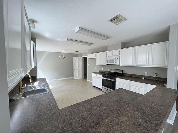 5th image of 17251 Cricketbriar Ct
