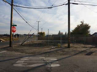 1700 Kenneth St, Modesto, CA 95351