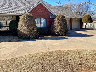 1813 Crossbow, Edmond, OK, 73034