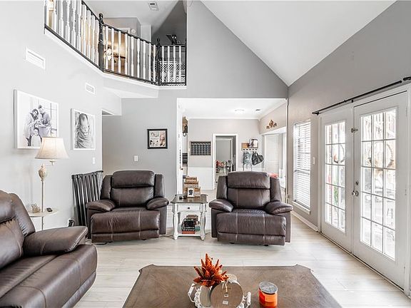 5th image of 9596 Christy St