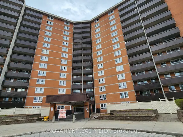 2000 Jasmine Cres #1108, Ottawa, ON K1J 8K4