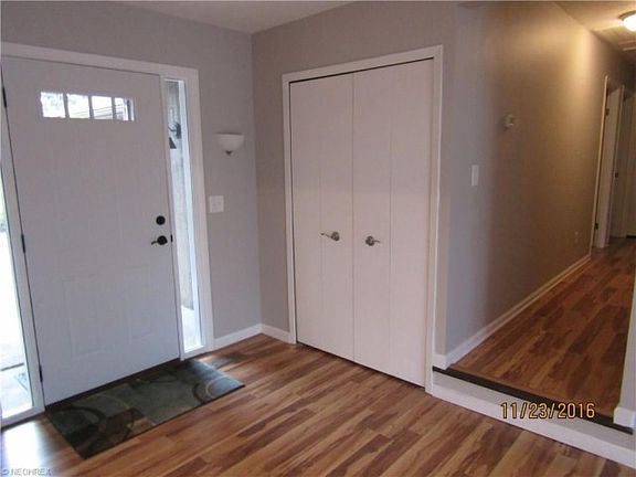 4th image of 16385 Lake Forest Dr