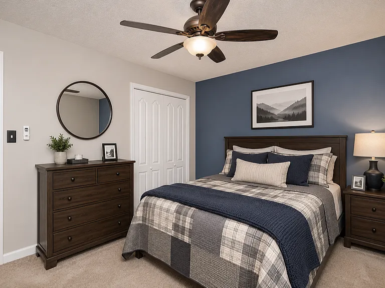 3rd Bedroom (Upstairs)