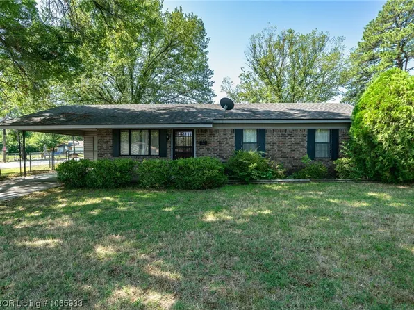 2203 Churchill Rd, Fort Smith, AR 72904