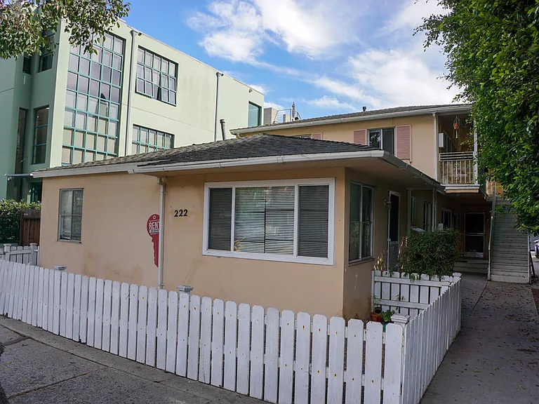222 Market St — Photo 2