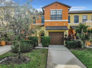 4250 Windsor Lake Cir, Sanford, FL 32773