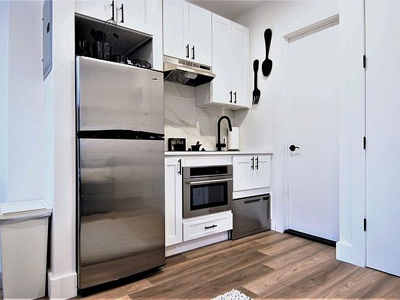 3rd image of 2785 Broadway #63