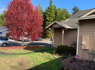 2674 Manzanita Ave, Eureka, CA 95503