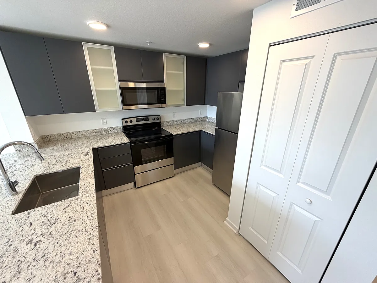 Building Photo - 5587 Millenia Park Blvd #103