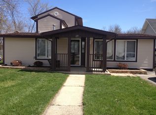 235 Durham Dr, Steger, IL