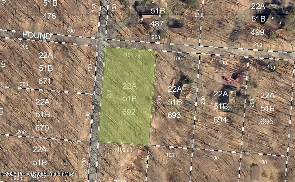 2nd image of 692 Keats Ln