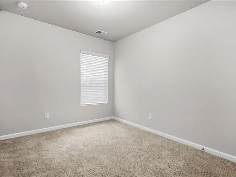 3181 Meadowstone Ln SW — Photo 20