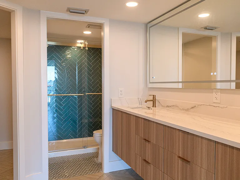 1 Key Capri #405W — Photo 28