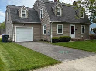 253 Gillette Ave, Springfield, MA 01118