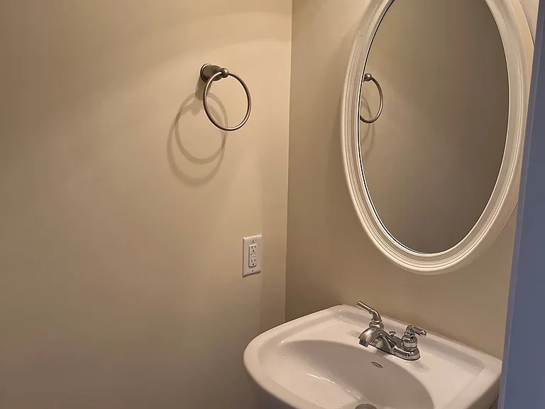 648 Stowe Court — Photo 6