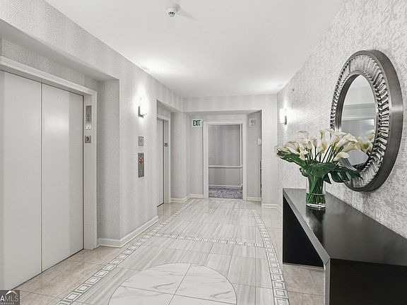 4th image of 3475 Oak Valley Rd NE APT 950