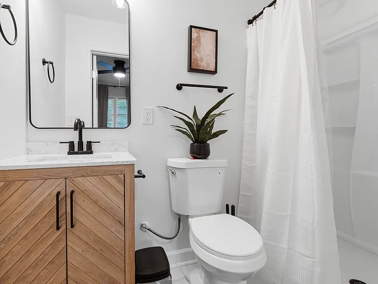 4035 Brookcrest Cir — Photo 3