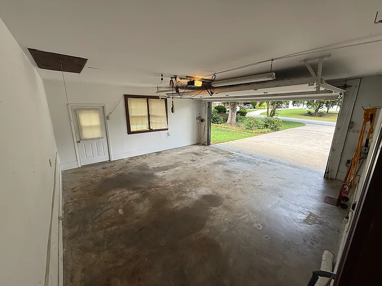 2788 Dellinger Dr — Photo 2