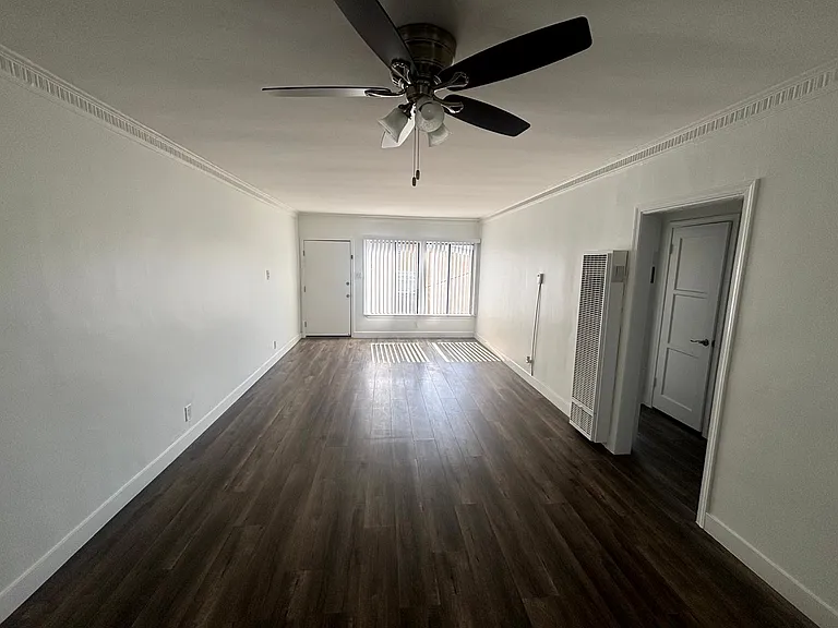 5623-5633 W Venice Blvd — Photo 38