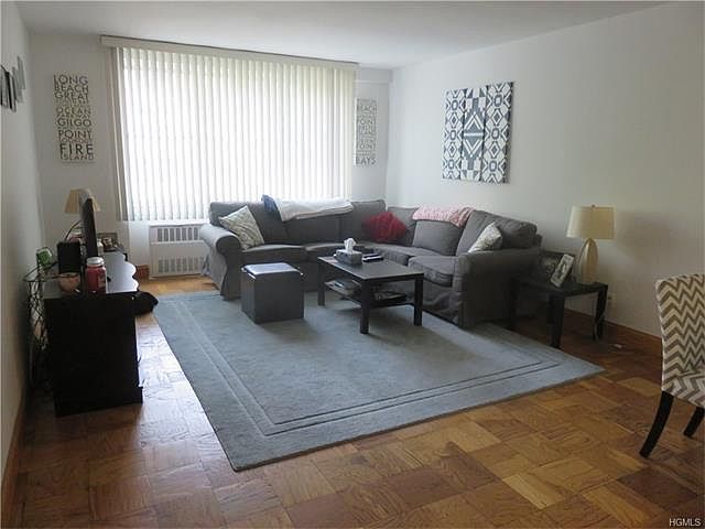 1st image of 25 Franklin Ave APT 3E
