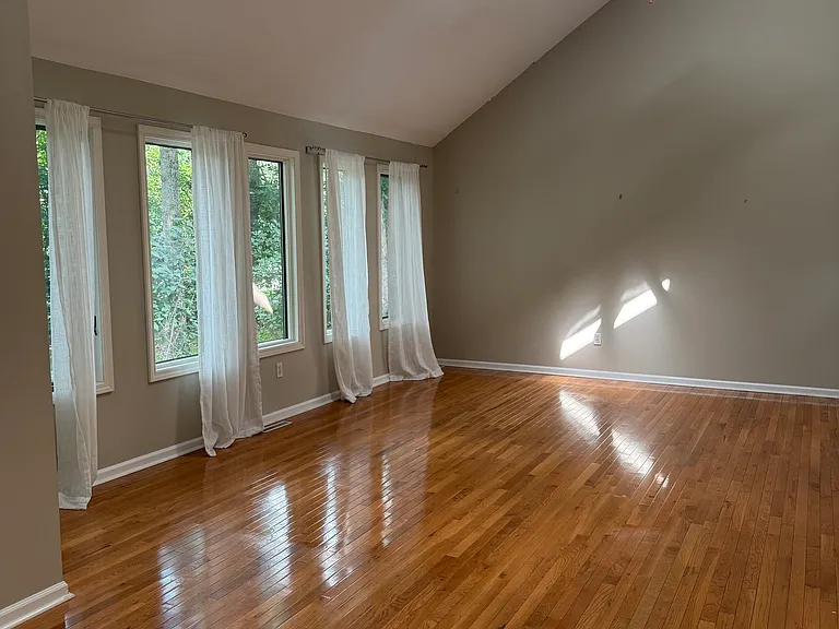 1112 Bitterwood Ct — Photo 7