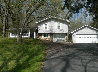 104 Newridge Rd, Oak Ridge, TN 37830