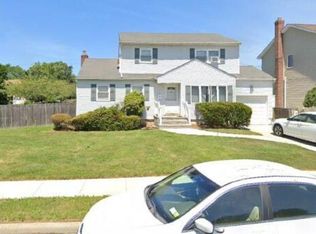 26 Knickerbocker Rd S FLOOR 2, Plainview, NY 11803