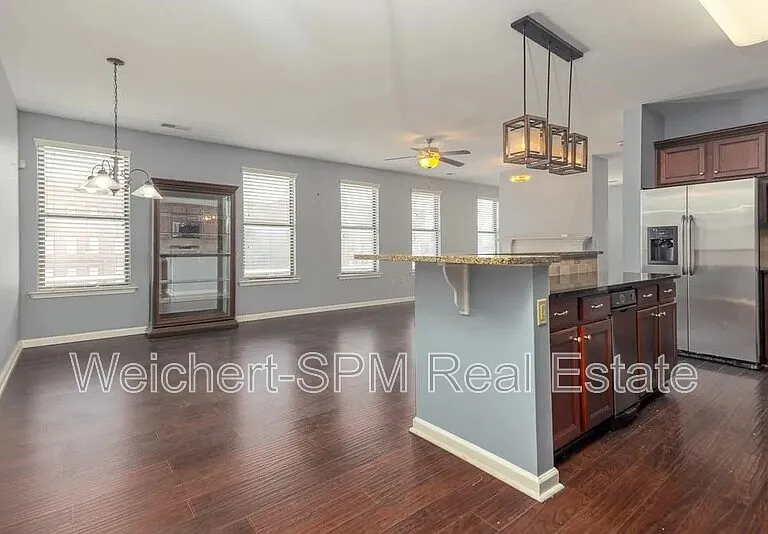 721 Litty Ct #201 — Photo 5