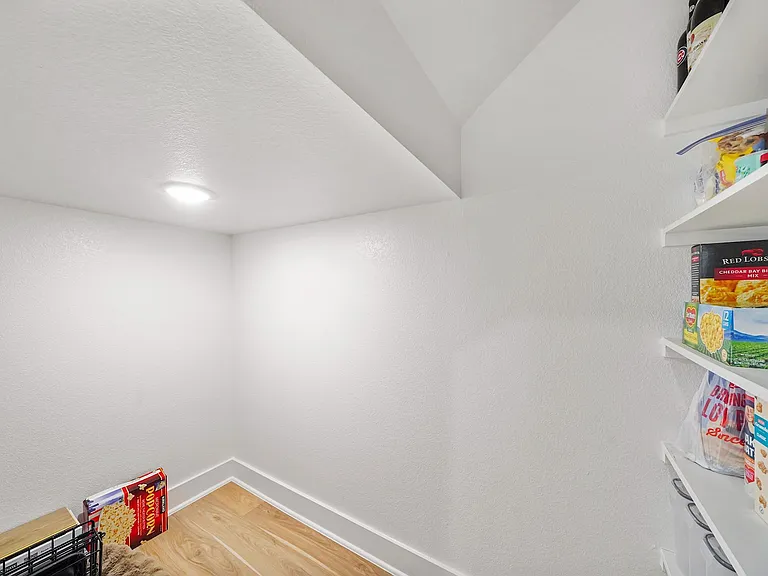 5802 Emerald Ranch Ln — Photo 14