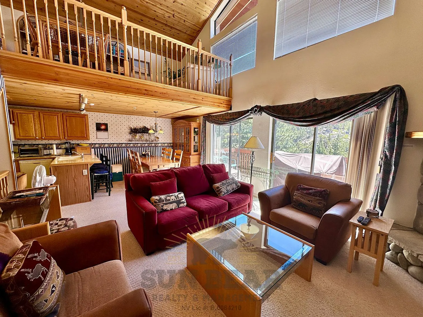 Cozy 2 Bedroom with side lake and Diamond Peak views! - Lease Pending — Photo 2