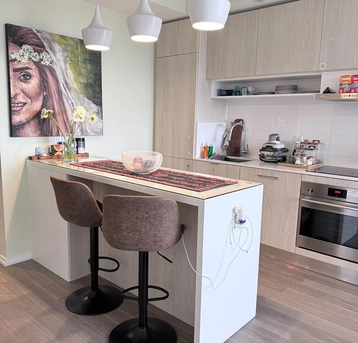2 bed, $2,200 — Photo 4