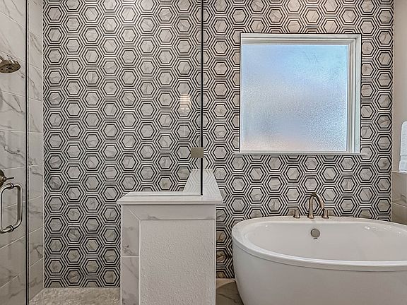 3rd image of 1146 Bailey Ranch Rd