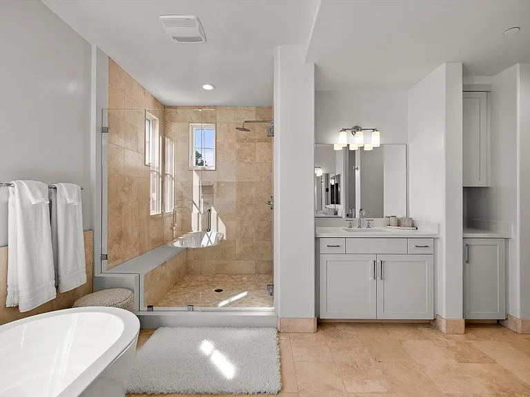 3728 State St #131 — Photo 9
