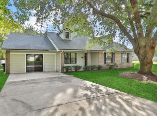 577 Robert Livingston St, Orange Park, FL 32073