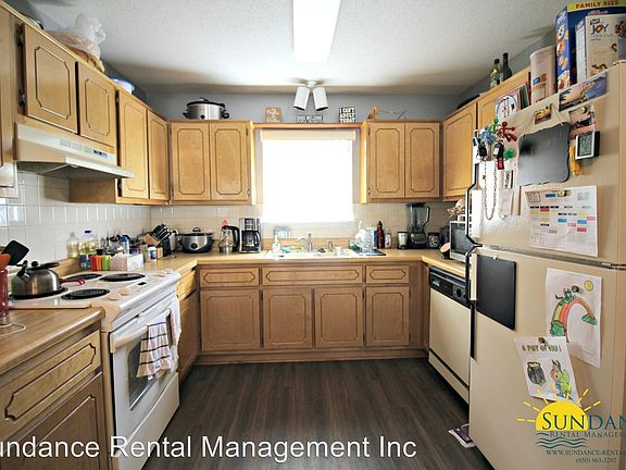 4th image of 509 Woodfern Ave