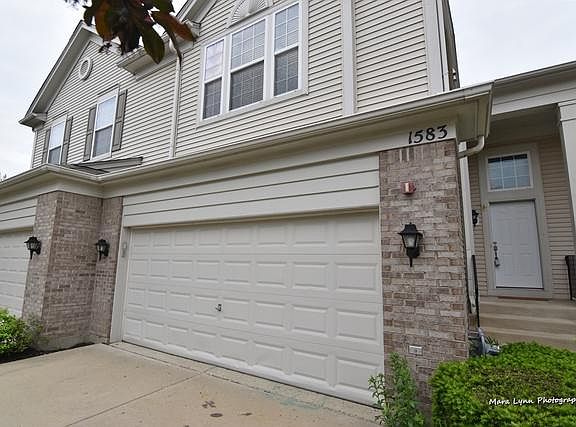 2nd image of 1583 Yellowstone Dr