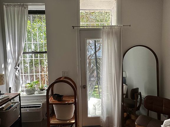 4th image of 308 E 90th St APT 1C
