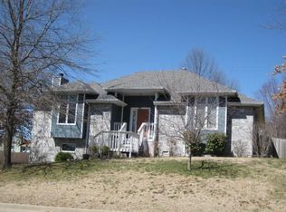 3107 E Swallow St, Springfield, MO 65804