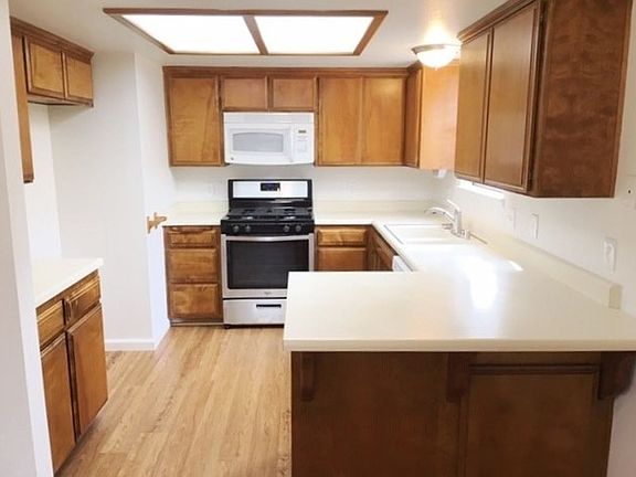 5th image of 7417 Santa Ysabel Ave